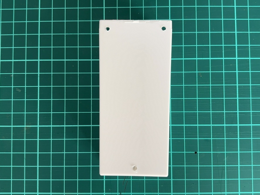 クーラーボックスにロッドホルダーを取り付けるためのDIY写真
