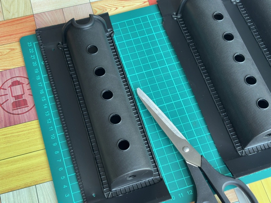 タカ産業 ロッドスタンド T-96 を3連からシングルにカットした状態